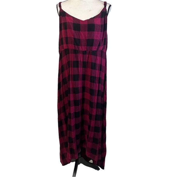 Torrid Burgundy Blaek Gingham Plaid Challis High Low Maxi Dress Sz 4 - Picture 8 of 16